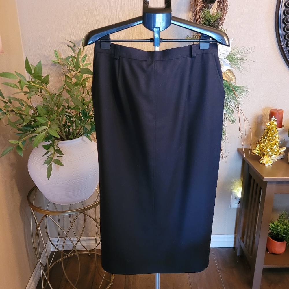 Braemar Black Womens Pure Wool Pencil Skirt